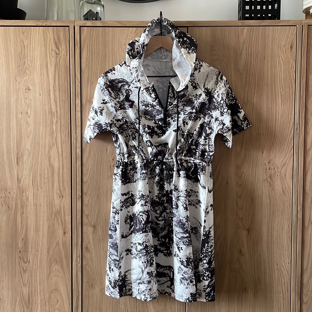 Toile Tie draw sting waist Short hooded summer mini dress